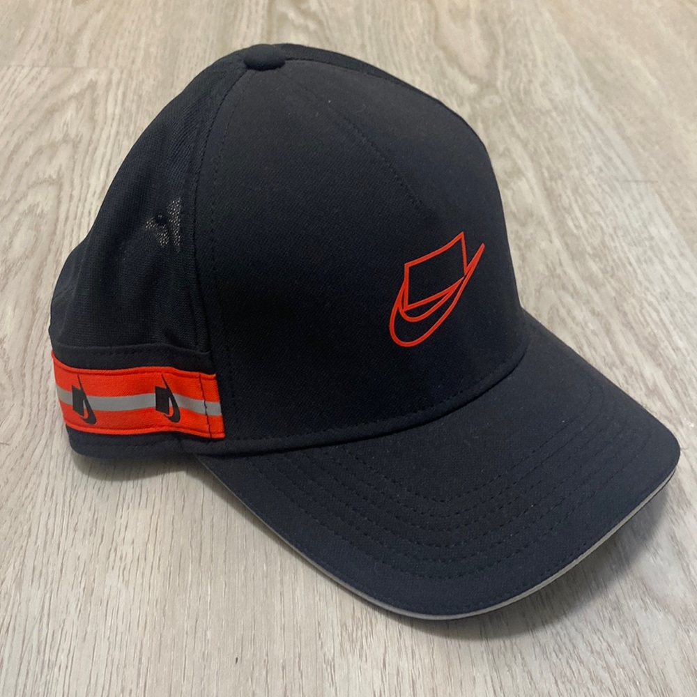 Nike | Dri-fit reflective Hat